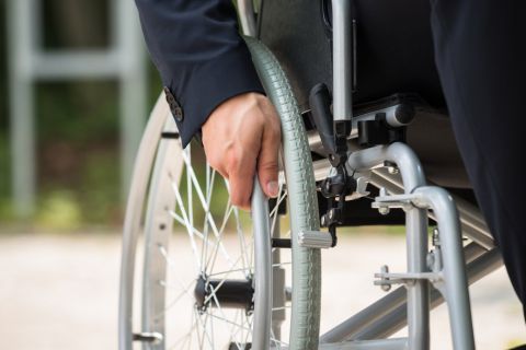 Минтруд ввел временное освидетельствование инвалидов на дому, а также готовит другие изменения для людей с ограниченными возможностями