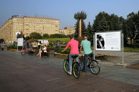 22 мая Фотовыставка в поддержку детей с ДЦП открывается на Поклонной горе в Москве
