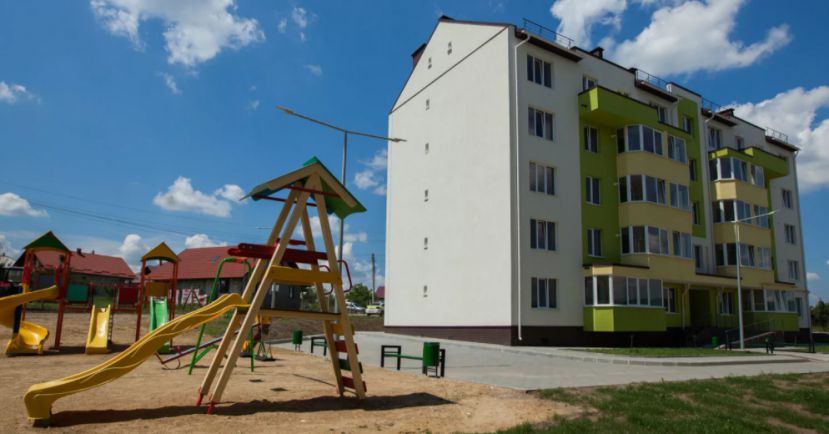 В «Единой России» ждут предложений по развитию социального жилья — Андрей Исаев