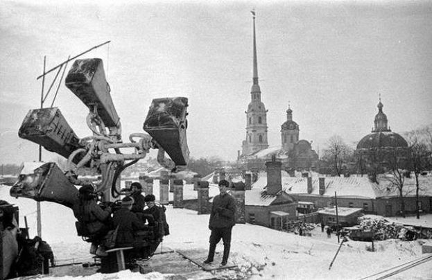 Блокадный Ленинград спасали слепые слухачи